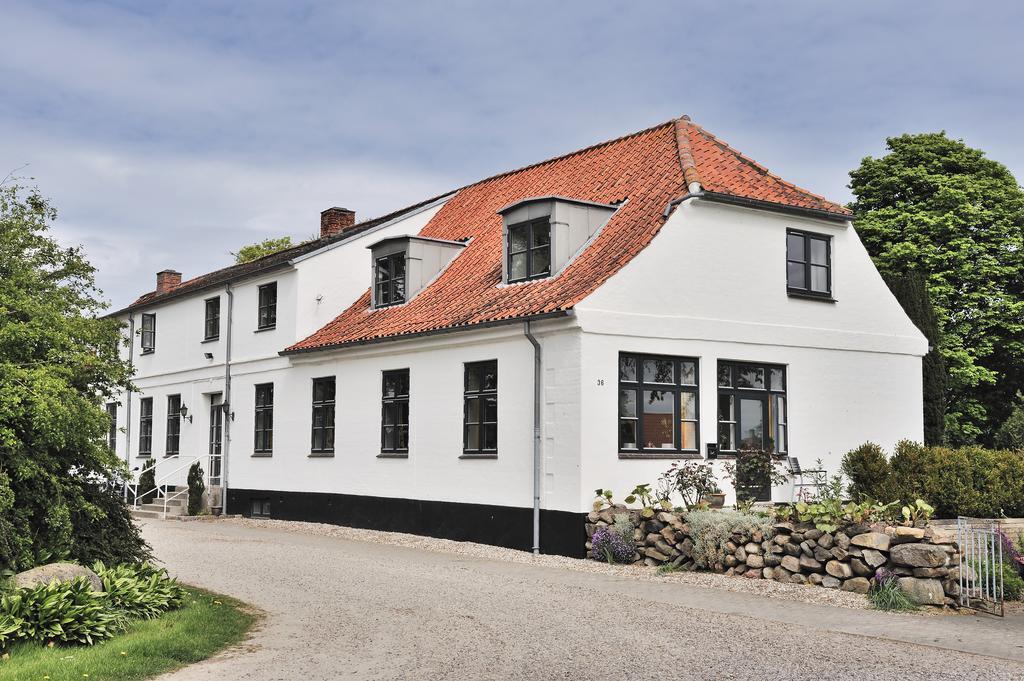 Provstegarden Bed & Breakfast Hovedgård Kültér fotó