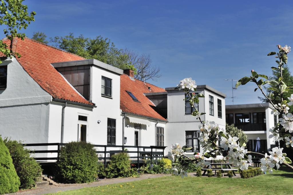 Provstegarden Bed & Breakfast Hovedgård Kültér fotó